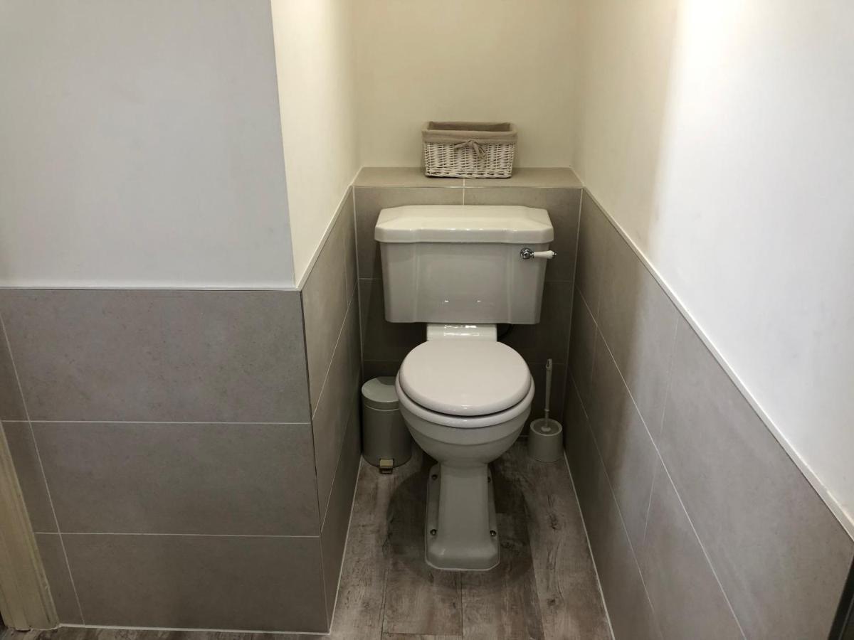 Lauras Townhouse Apartments Lansdown Slope Townhouse バース エクステリア 写真