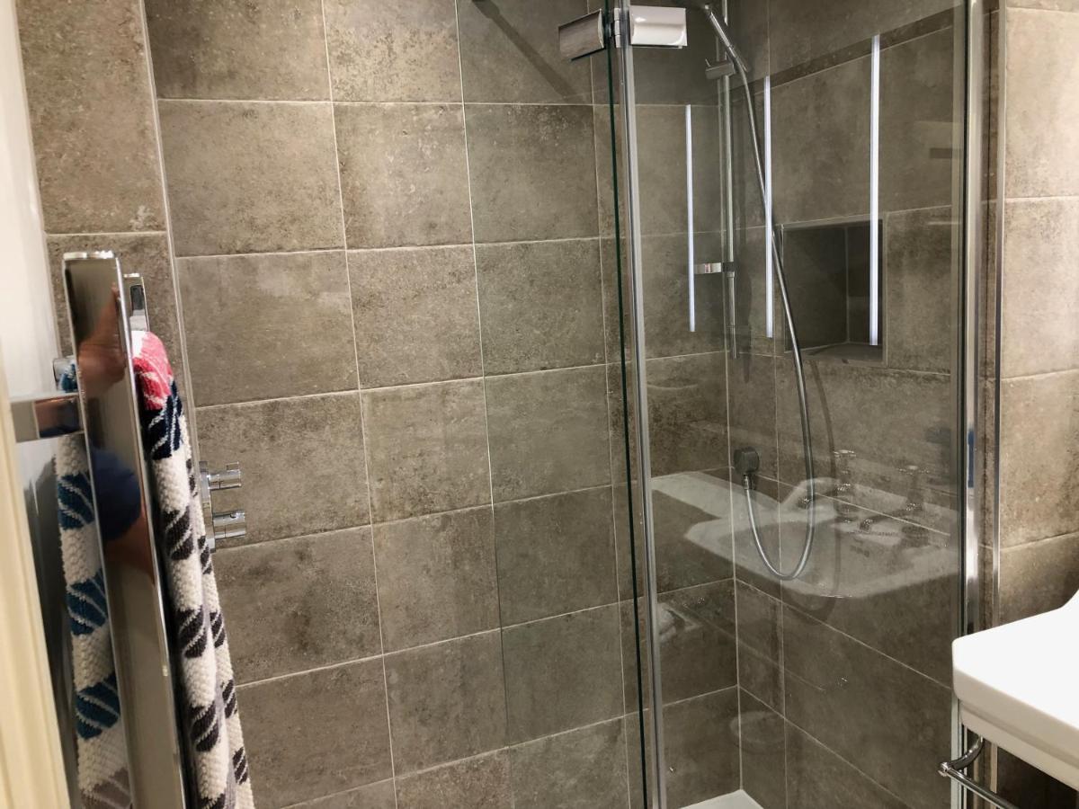 Lauras Townhouse Apartments Lansdown Slope Townhouse バース エクステリア 写真