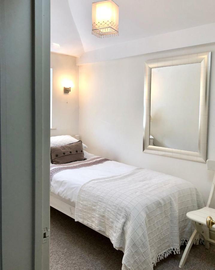 Lauras Townhouse Apartments Lansdown Slope Townhouse バース エクステリア 写真